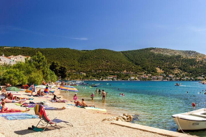 Ferienwohnung Holiday Beach House Grebaštica Exterior foto